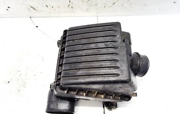 Honda HR-V Air filter box