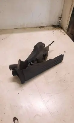 Volkswagen Touran I Accelerator throttle pedal 1T1723503H
