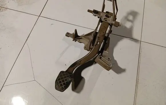 Brake pedal