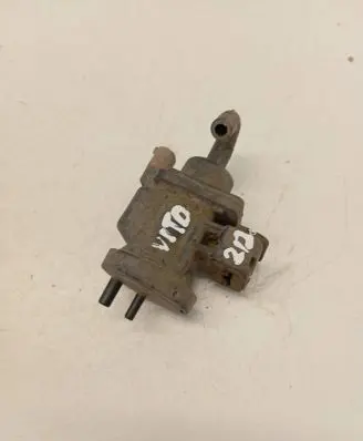 Mercedes-Benz Vito Viano W638 Turbo solenoid valve A0005450427