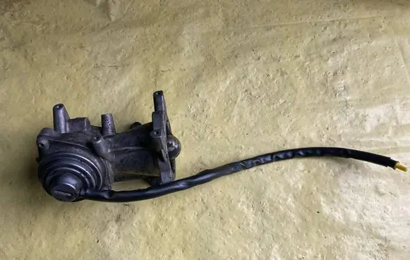 Mercedes-Benz B W245 EGR valve A6400900154