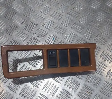 Volvo 760 Panel trim 68471451