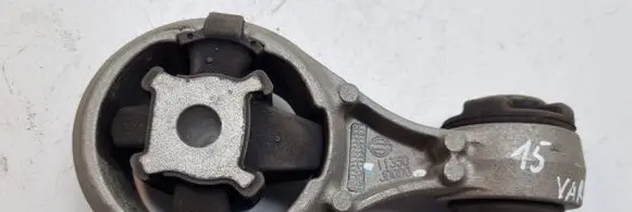 Nissan Qashqai Engine mount bracket 11350JD000