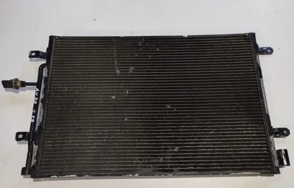 A/C cooling radiator (condenser)