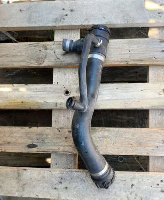 BMW 1 F20 F21 Engine coolant pipe/hose 7596837