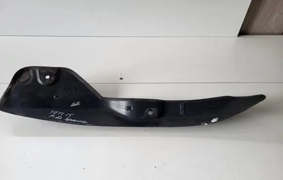 Skoda Yeti (5L) Fender end trim 5L0821112
