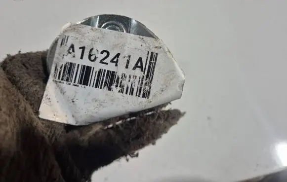 Hyundai i30 Front door lock loop/hook striker 
