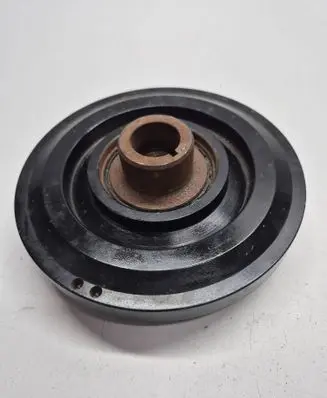 BMW X5 F15 Crankshaft pulley 7570263