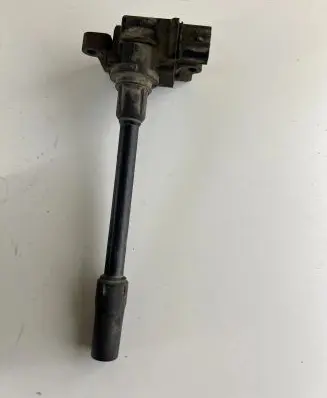 Mitsubishi Space Wagon High voltage ignition coil MD357926