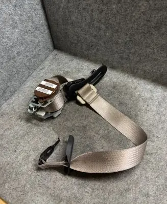 Dodge Durango Rear seatbelt P5ME391L1AA 5ME391L1AA