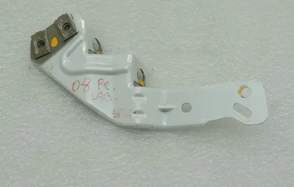 Opel Insignia B Front bumper mounting bracket YR00120180 39063368