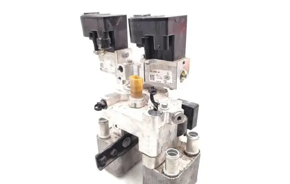 Jaguar I-Pace Air conditioning (A/C) expansion valve J9D38D304AA J9D310C708BB J9D36C582CA