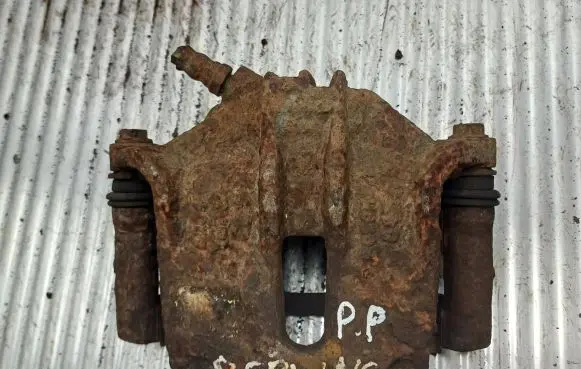 Citroen Berlingo Front brake caliper