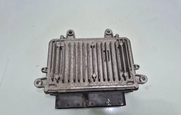 Mercedes-Benz B W245 Engine control unit/module A6409002100
