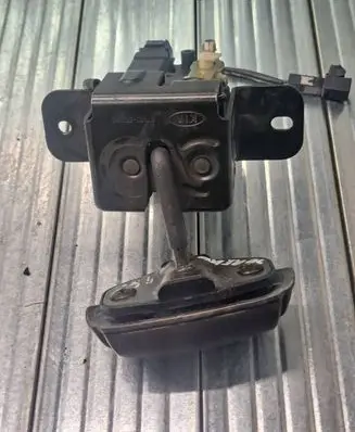 KIA Sorento Tailgate/trunk/boot lock/catch/latch