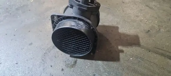 Volvo XC90 Mass air flow meter 0280218088