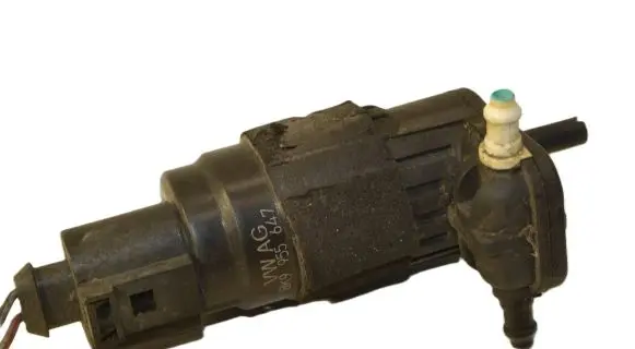 Audi A4 S4 B8 8K Windscreen/windshield washer pump 8K9955647