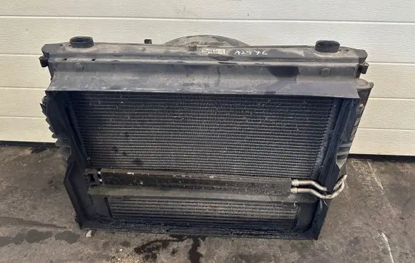 BMW 5 E60 E61 Radiator set 7787830 K7946004 CU59873