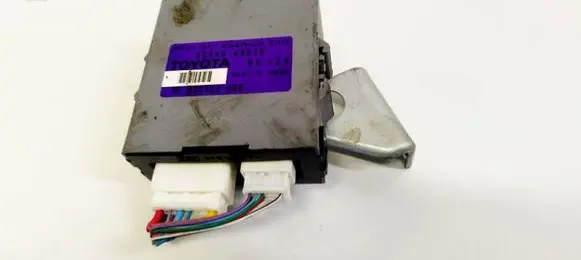 Lexus RX 300 Window wiper relay 8594048020