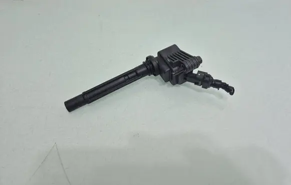 Alfa Romeo Giulia High voltage ignition coil 68211953AA 50050430