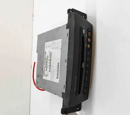 Chrysler Pacifica CD/DVD changer P05094031AC 05094031AC