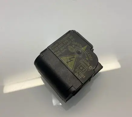 Mercedes-Benz E W211 Headlight ballast module Xenon 5DD00831910