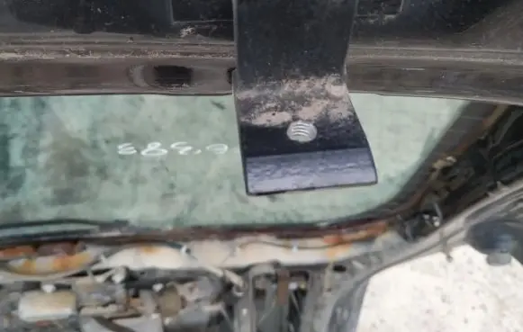 Opel Zafira A Tailgate/trunk/boot hinge