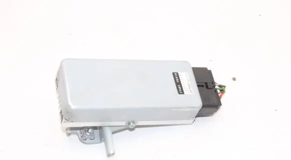 Nissan Juke I F15 Fuel injection pump control unit/module 170011KA1A