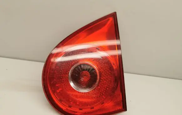 Volkswagen Golf V Tailgate rear/tail lights 1K6945094F