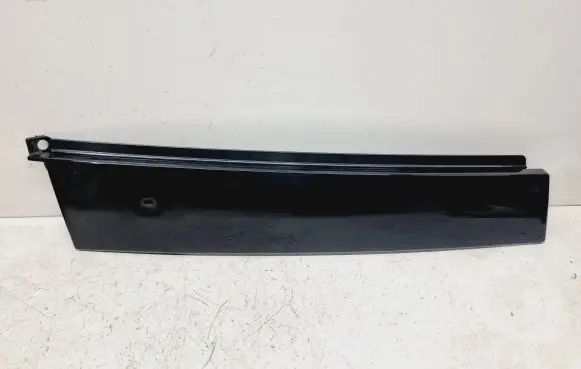 Peugeot 5008 II Rear door trim (molding) 9811557380