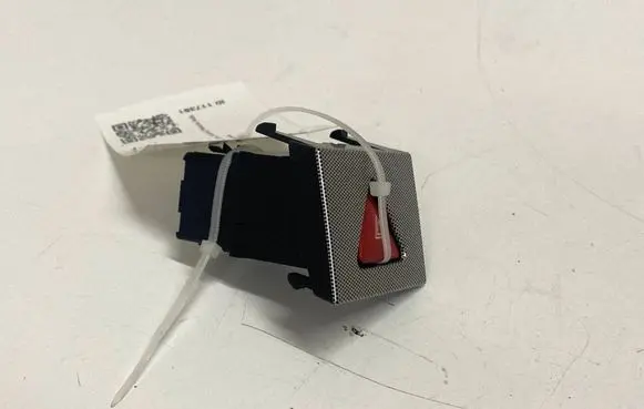 Volkswagen PASSAT B6 Hazard light switch 3C0953509