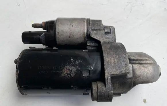 Audi A6 S6 C6 4F Starter motor 06E911023C