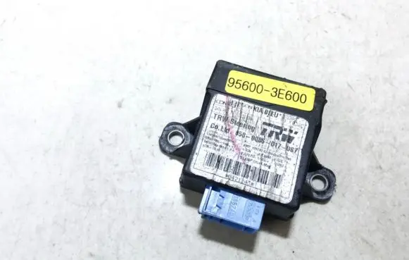 KIA Sorento Door control unit/module 956003e600 95600-3e600