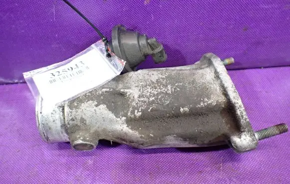 Audi A6 S6 C5 4B Throttle body valve 4B0145950