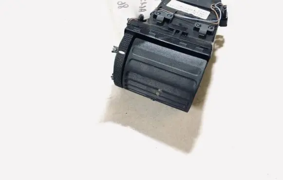 Ford Galaxy Dash center air vent grill 7m5819704e ym21a018b08