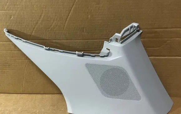 Audi Q3 F3 (D)pillar trim (top) 83A867246