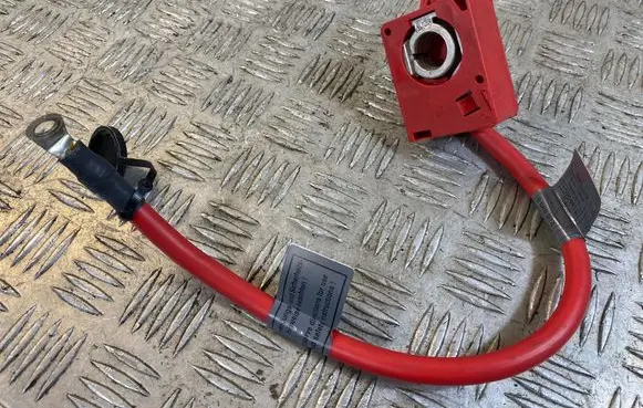 BMW 3 E90 E91 Positive cable (battery) 6988974 10304410