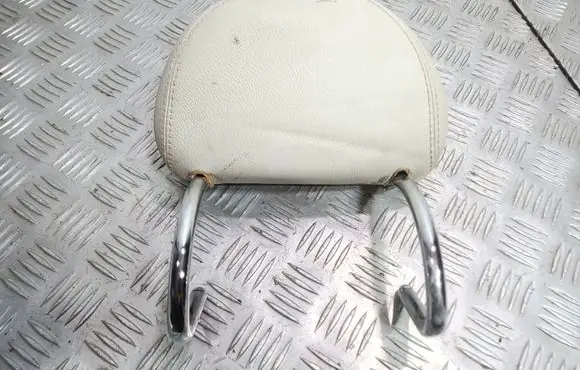 Mercedes-Benz E W211 Rear seat headrest