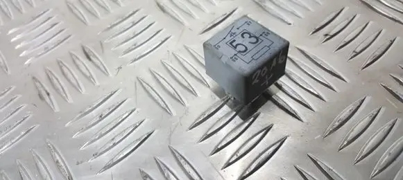 Seat Ibiza IV (6J,6P) Other relay 141951253B