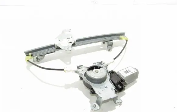 Nissan Qashqai+2 Rear window lifting mechanism without motor 119767Y