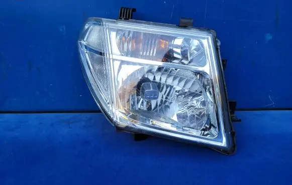 Nissan Pathfinder R51 Headlight/headlamp 26010EB30A