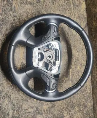 Infiniti Q70 Y51 Steering wheel