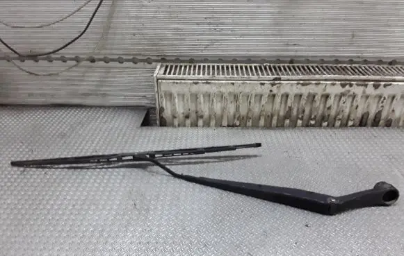 SsangYong Kyron Windshield/front glass wiper blade 