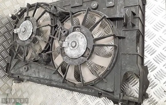 Toyota Prius (XW30) Electric radiator cooling fan 1680008980
