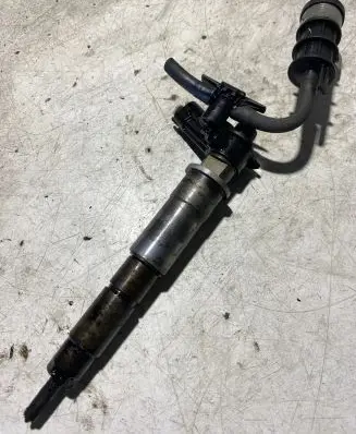 Nissan X-Trail T31 Fuel injector 0445115007
