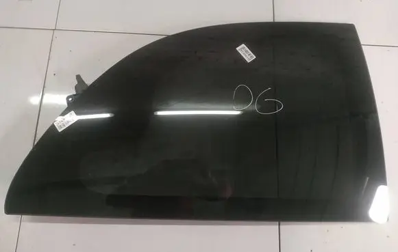 Chrysler Voyager Rear side window AS3