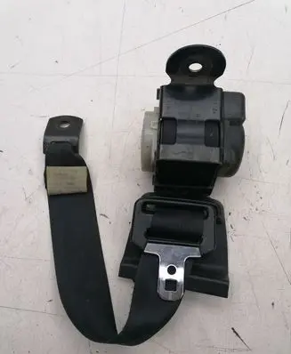Mazda MX-3 Rear seatbelt E40420071