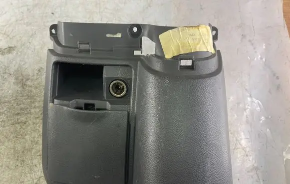 Mercedes-Benz Vito Viano W639 Dashboard lower bottom trim panel A6396800431