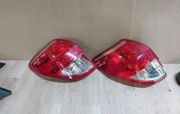 Toyota RAV 4 (XA30) Rear/tail lights