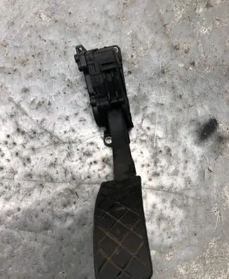 Skoda Fabia Mk2 (5J) Accelerator throttle pedal 6Q1721503M